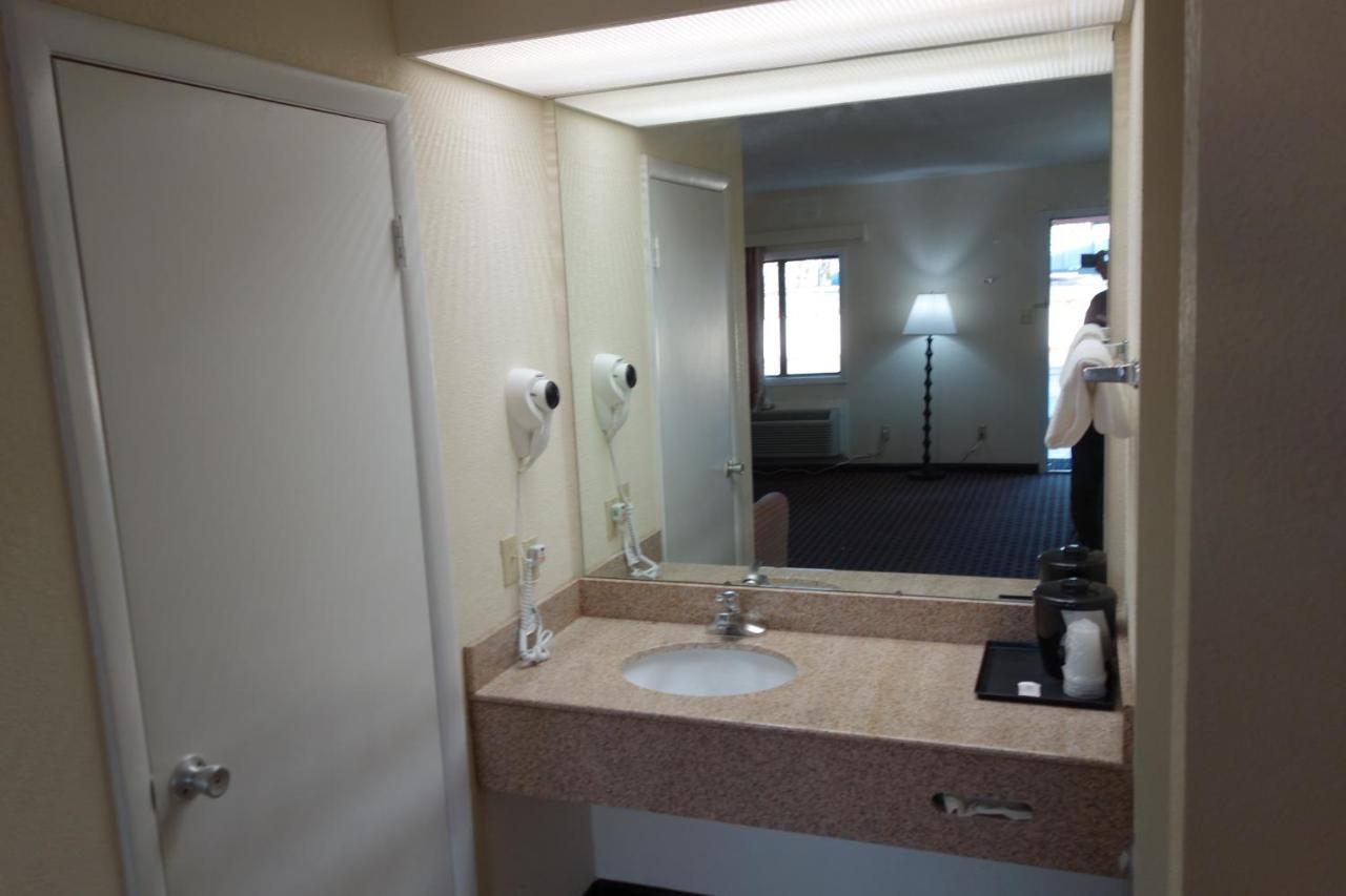 Vip Inn And Suites Huntsville Ngoại thất bức ảnh
