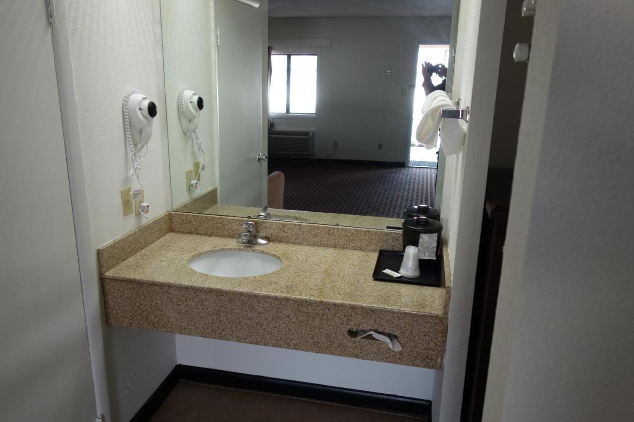 Vip Inn And Suites Huntsville Ngoại thất bức ảnh